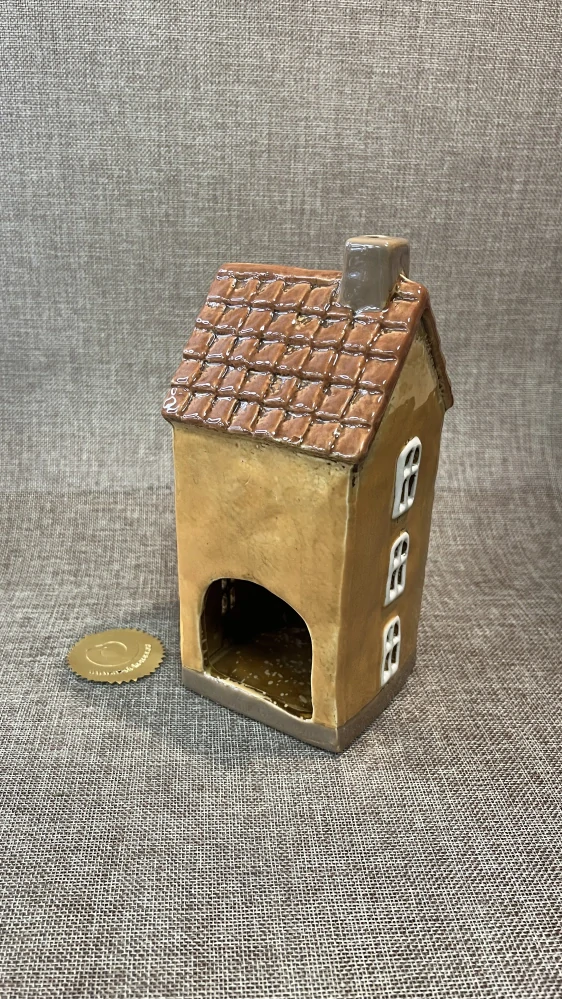 Keramický domeček oranžový