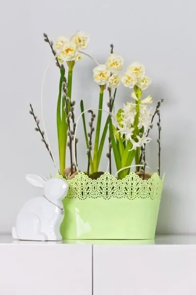 Plastový obal na květináč KORONKA OVÁL zelený pastel, výška 19 cm