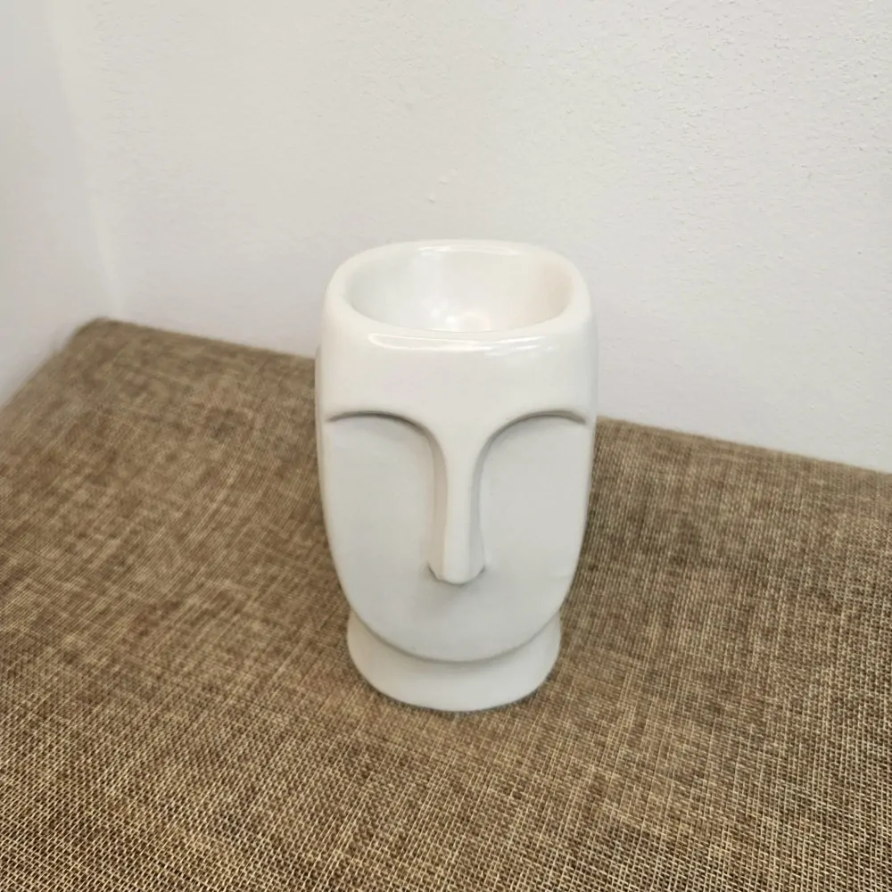 Porcelánová aromalampa hlava - krémová