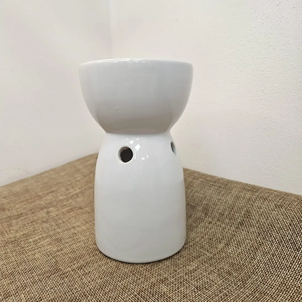 Porcelánová aromalampa bílá 94 x 156 mm