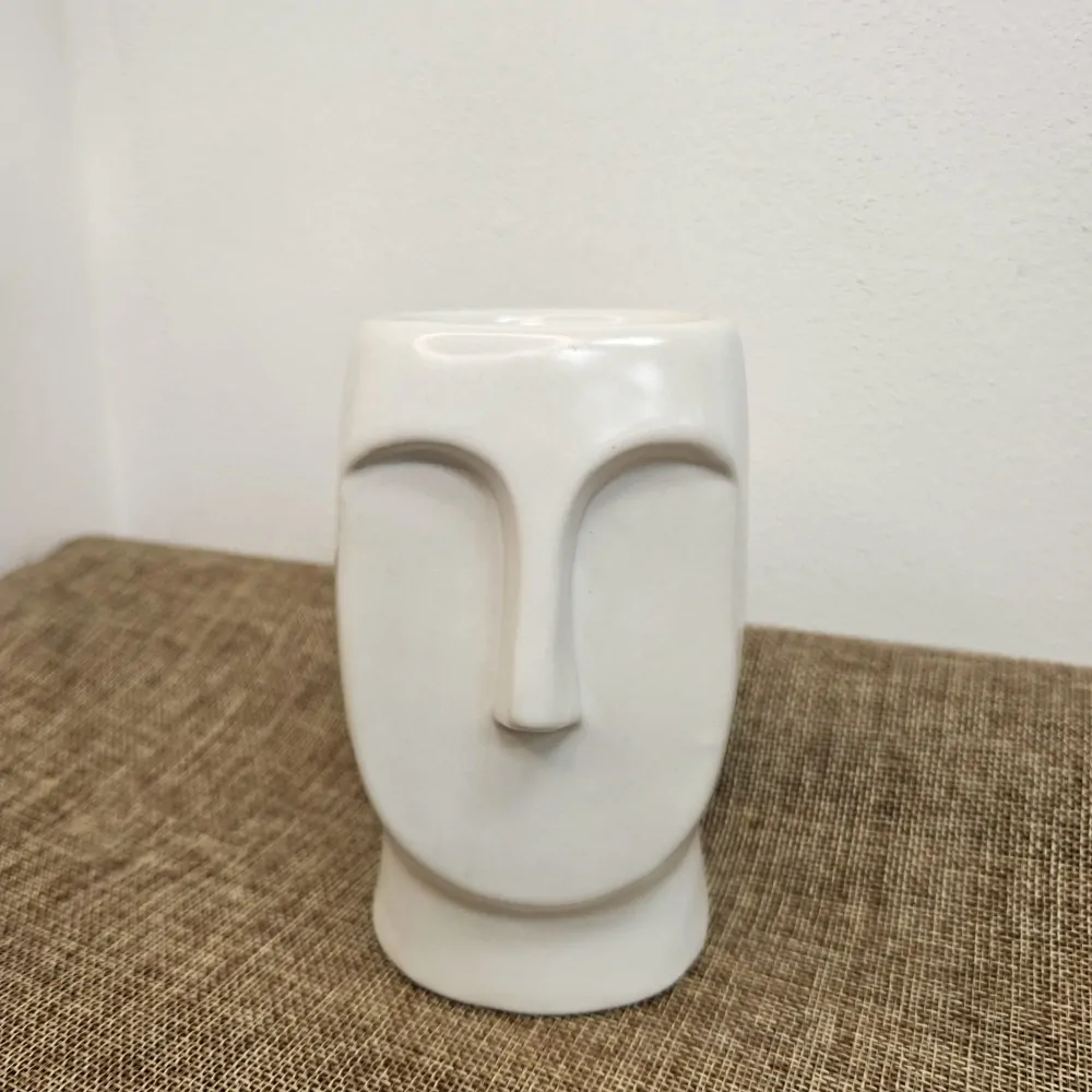 Porcelánová aromalampa hlava - krémová